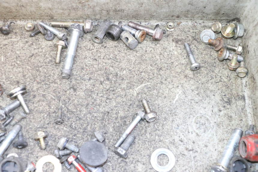 photo de SCHRAUBEN SYM FIDDLE 125 (2008 - 2010) - Alternative Perspektive