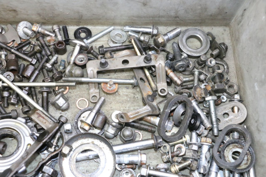 photo de SCHRAUBEN YAMAHA FJ 36Y 1100 (1984 - 1985) - Gesamtansicht des Produkts