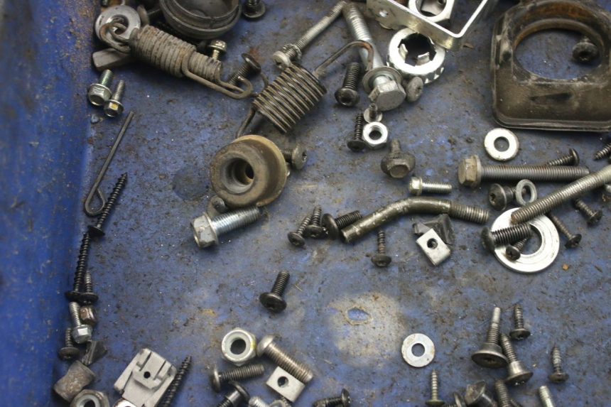 photo de SCHRAUBENBEUTEL PIAGGIO FLY 4T 50 (2013 - 2017) - Zoom auf Gebrauchszustand