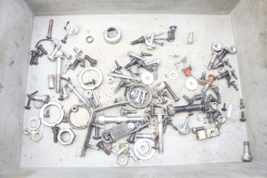 photo de SCHRAUBENBEUTEL PIAGGIO FLY 100 (2006 - 2010) - Hauptansicht