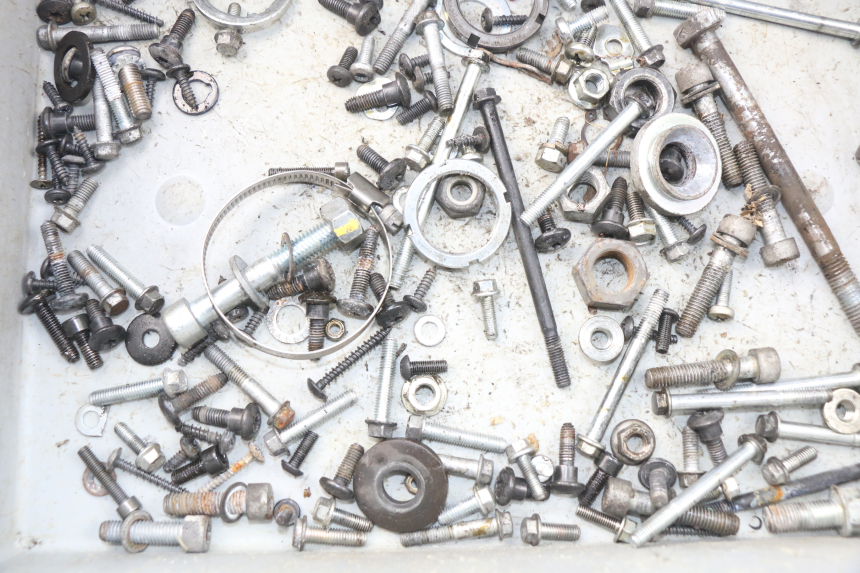 photo de SCHRAUBEN PIAGGIO FLY IE 125 (2012 - 2017) - Alternative Perspektive