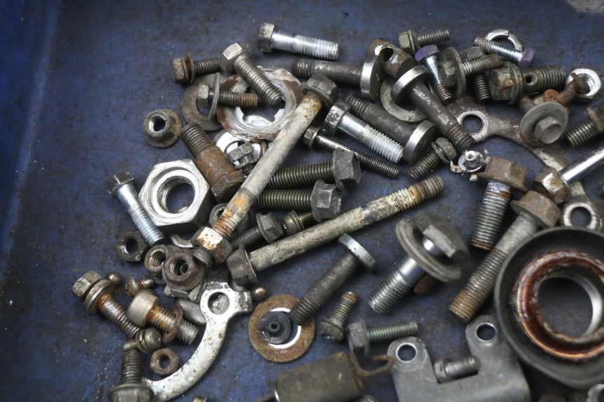 photo de SCHRAUBEN SUZUKI GN 125 (1997 - 2000) - Detailansicht des Bauteils