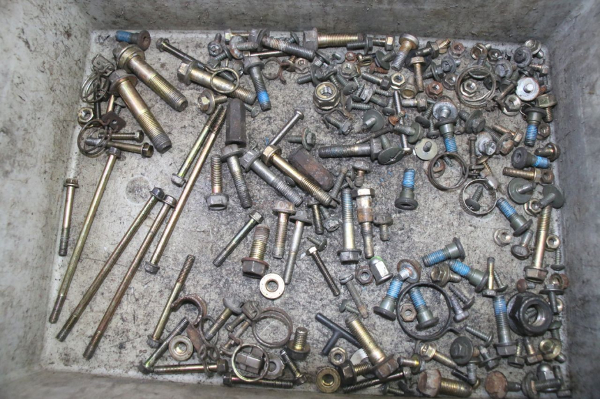 photo de SCHRAUBEN KYMCO GRAND DINK 125 (2008 - 2014) - Hauptansicht