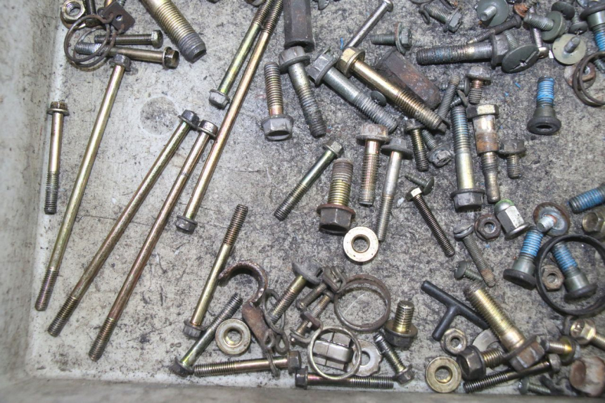 photo de SCHRAUBEN KYMCO GRAND DINK 125 (2008 - 2014) - Alternative Perspektive