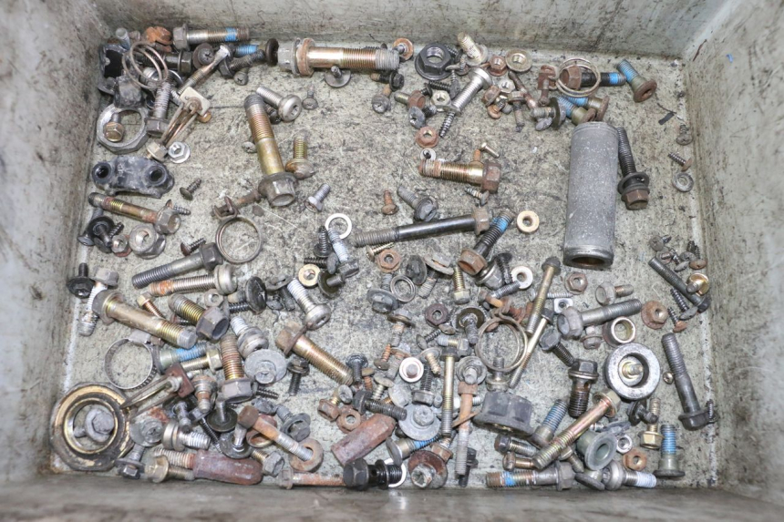 photo de SCHRAUBEN KYMCO GRAND DINK 125 (2002 - 2007) - Hauptansicht