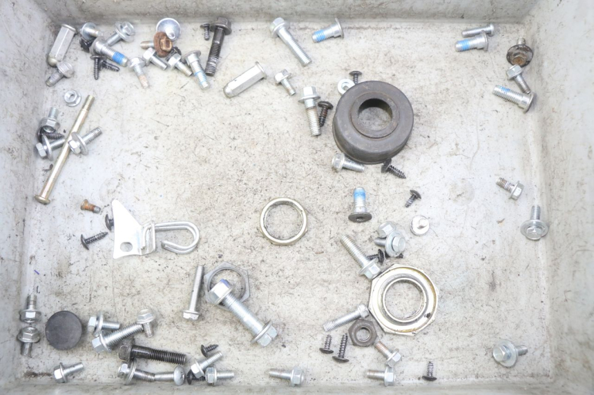 photo de SCHRAUBENBEUTEL JM MOTORS GT LINE 4T 50 (2021 - 2023) - Hauptansicht