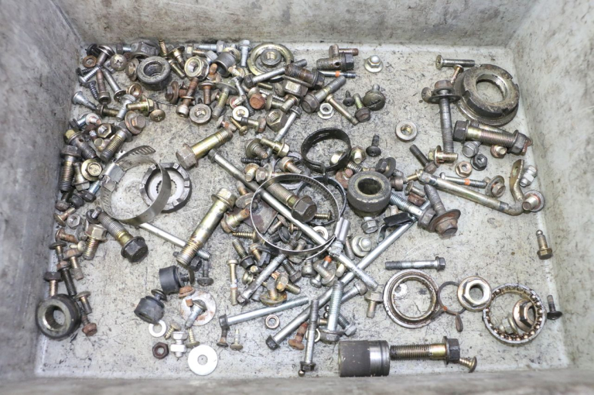 photo de SCHRAUBEN DAELIM HISTORY 125 (2001 - 2002) - Hauptansicht