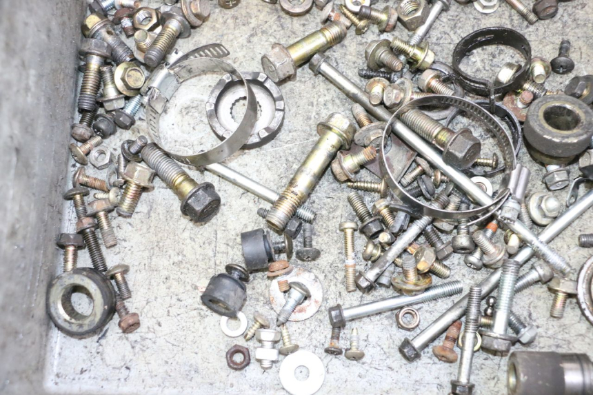 photo de SCHRAUBEN DAELIM HISTORY 125 (2001 - 2002) - Alternative Perspektive