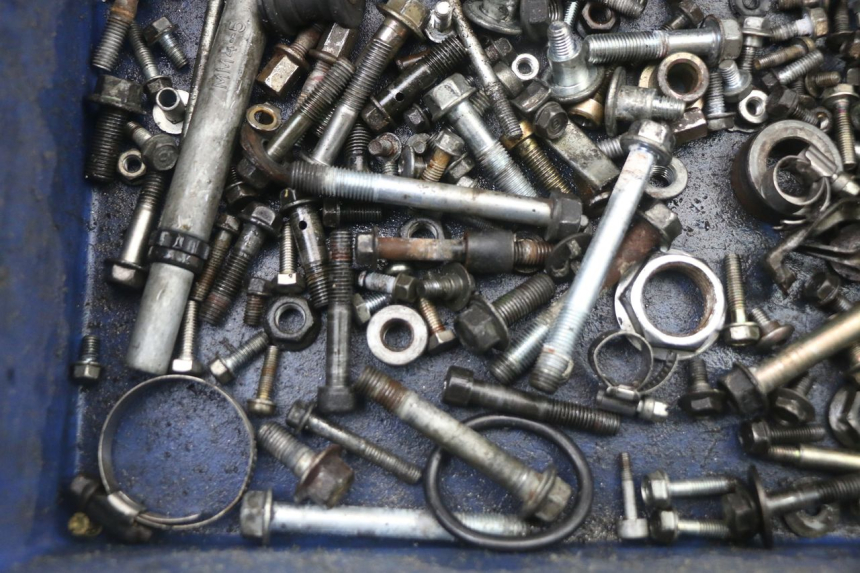 photo de SCHRAUBEN HONDA CBR F 1000 (1993 - 1996) - Alternative Perspektive