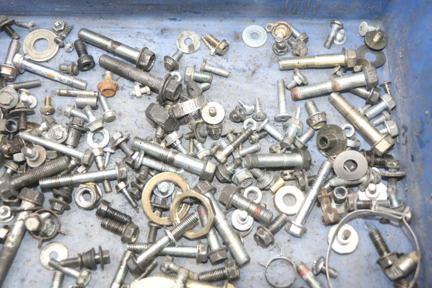 photo de SCHRAUBEN HONDA NES AROBASE 125 (2000 - 2003) - Zoom auf Gebrauchszustand