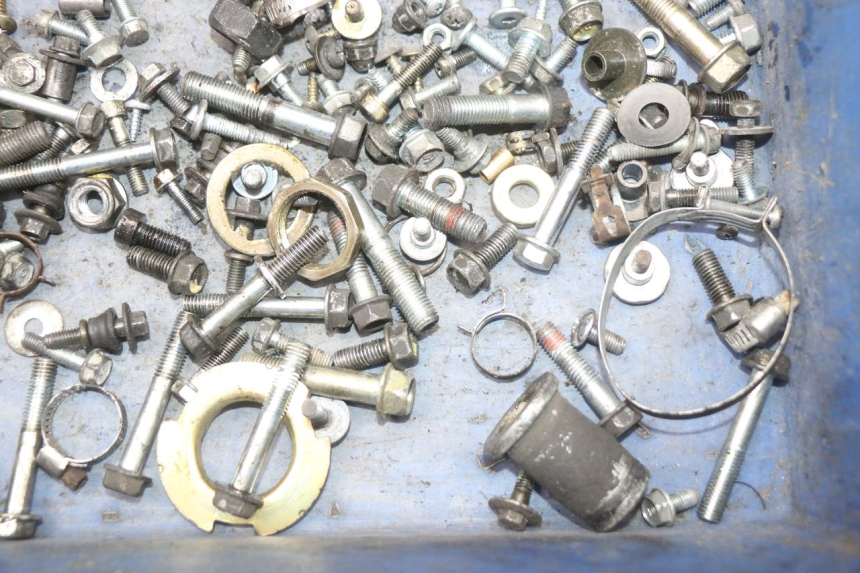 photo de SCHRAUBEN HONDA NES AROBASE 125 (2000 - 2003) - Technische Nahaufnahme