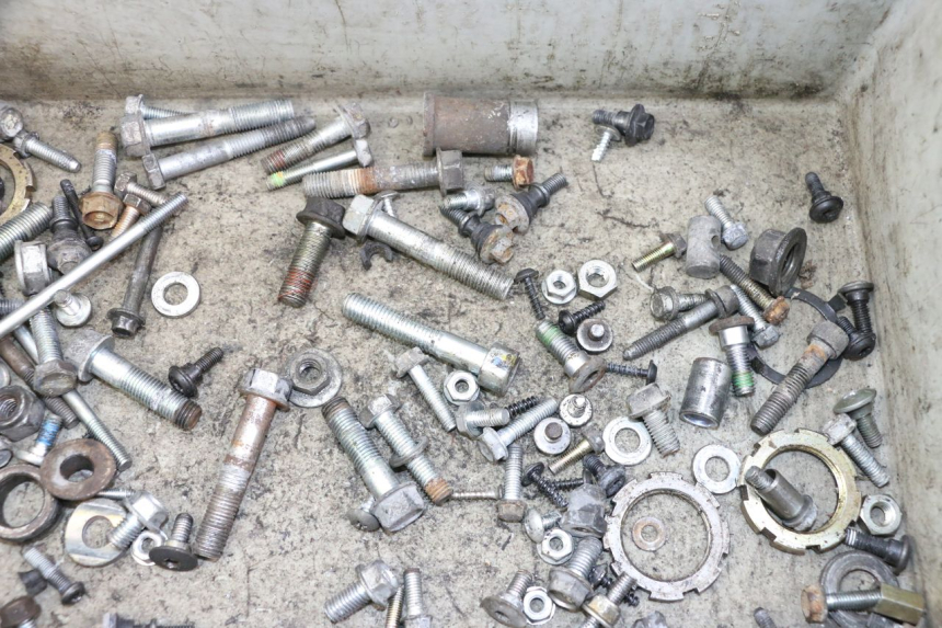 photo de SCHRAUBENBEUTEL HONDA PES PS I 125 (2006 - 2012) - Zoom auf Gebrauchszustand