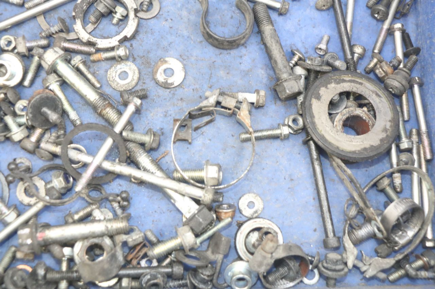 photo de SCHRAUBENBEUTEL YAMAHA HW XENTER 125 (2011 - 2017) - Zoom auf Gebrauchszustand