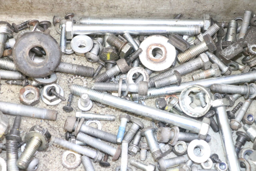 photo de SCHRAUBEN PIAGGIO IE MP3 YOURBAN 300 (2011 - 2016) - Alternative Perspektive