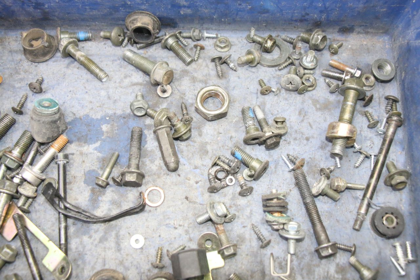 photo de SCHRAUBENBEUTEL SYM JET 14 4T 50 (2018 - 2022) - Zoom auf Gebrauchszustand