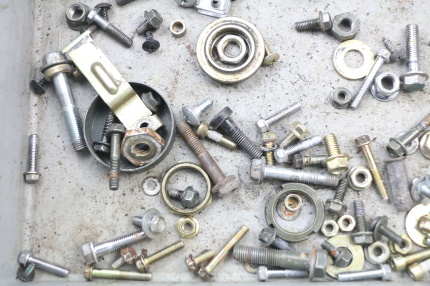 photo de SCHRAUBEN SYM JET 4 50 (2010 - 2014) - Alternative Perspektive