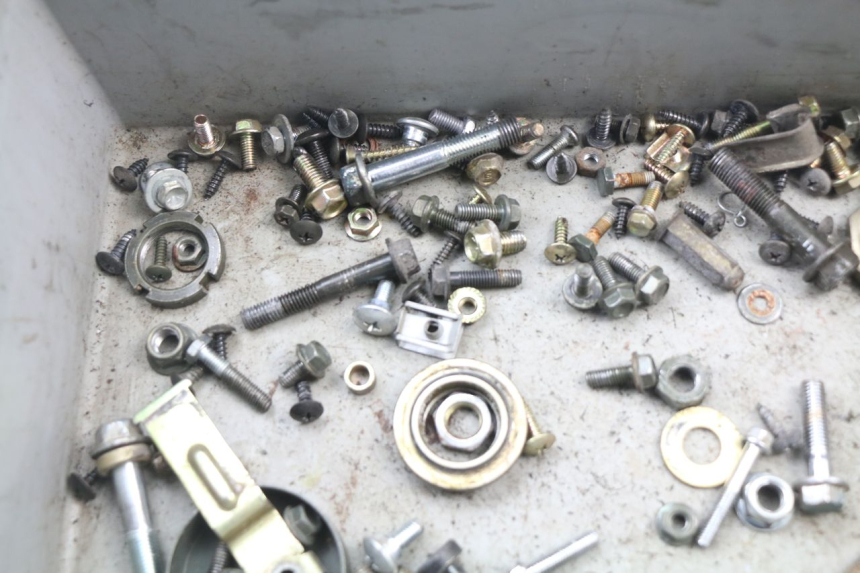 photo de SCHRAUBEN SYM JET 4 50 (2010 - 2014) - Technische Nahaufnahme