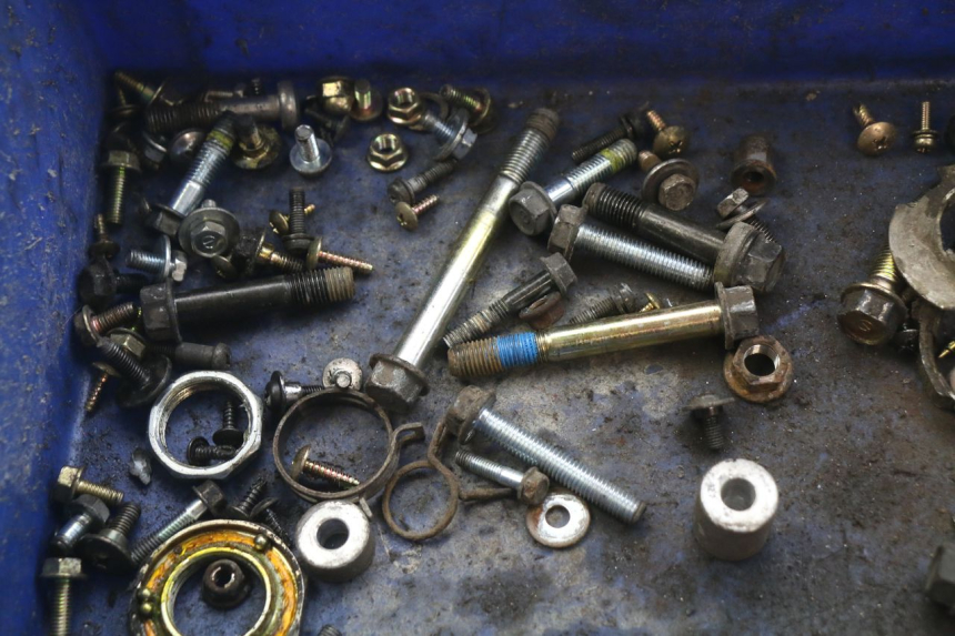 photo de SCHRAUBENBEUTEL SYM JET EURO X 2T 50 (2003 - 2007) - Zoom auf Gebrauchszustand