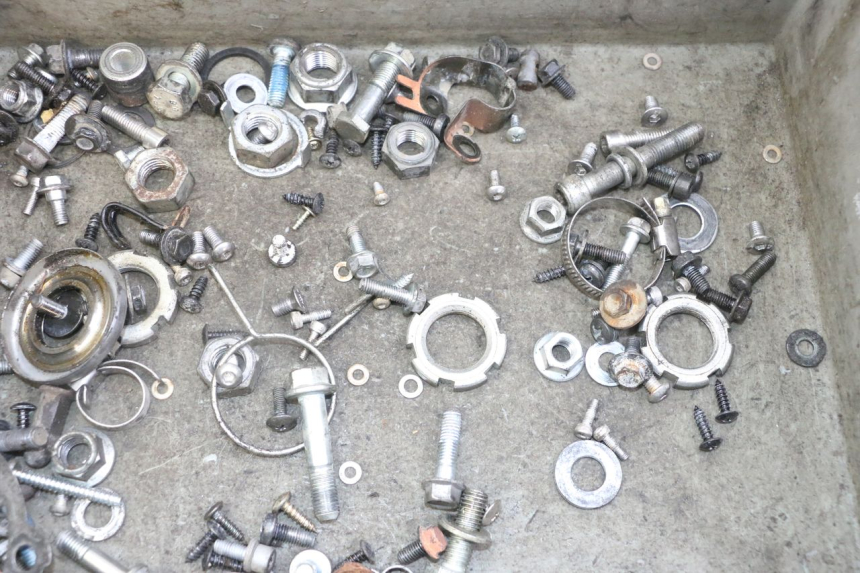 photo de SCHRAUBEN YAMAHA JOG R 50 (2004 - 2014) - Detailansicht des Bauteils