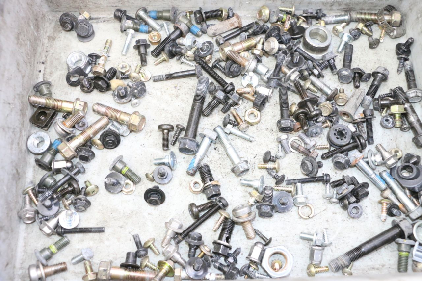 photo de SCHRAUBEN SYM JOYMAX 125 (2010 - 2017) - Detailansicht des Bauteils