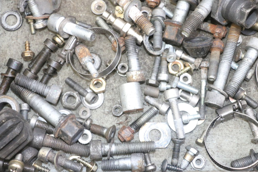 photo de SCHRAUBEN BMW K 75 RT 750 (1989 - 1997) - Zoom auf Gebrauchszustand