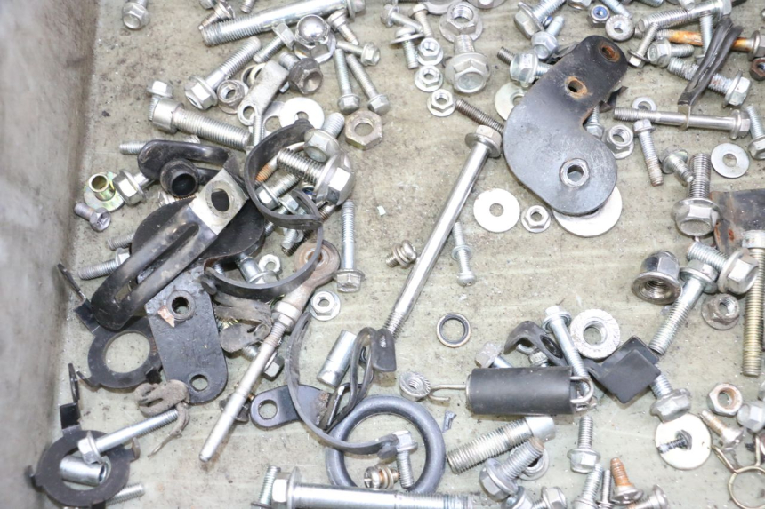 photo de SCHRAUBEN KEEWAY K-LIGHT KLIGHT 125 (2018 - 2025) - Detailansicht des Bauteils