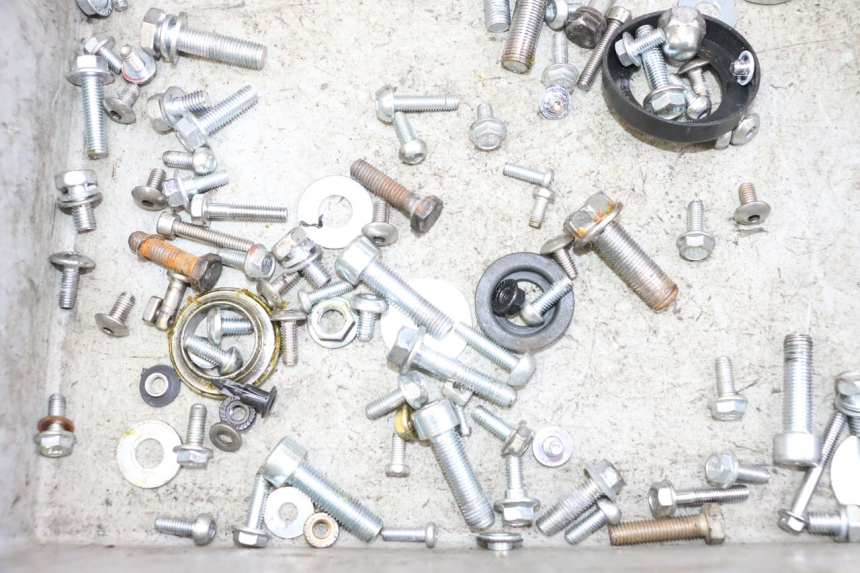 photo de SCHRAUBEN KIDEN KD125-G 125 (2018 - 2022) - Zoom auf Gebrauchszustand