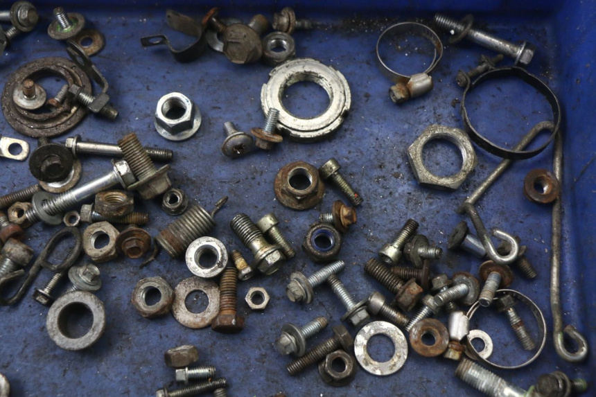 photo de SCHRAUBEN KAWASAKI KDX 125 (1990 - 1991) - Zoom auf Gebrauchszustand