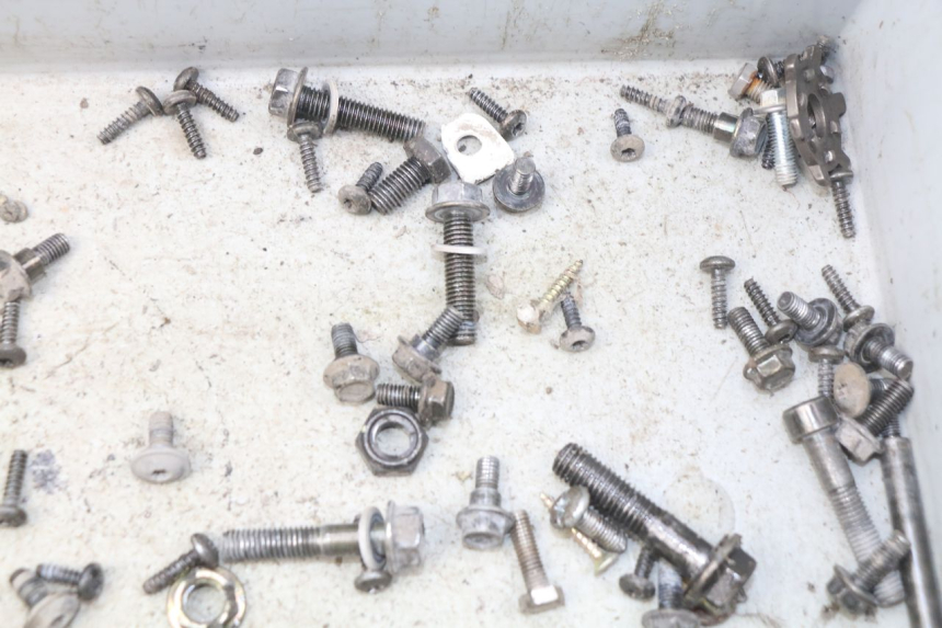 photo de SCHRAUBENBEUTEL PEUGEOT KISBEE 2T 50 (2010 - 2017) - Alternative Perspektive