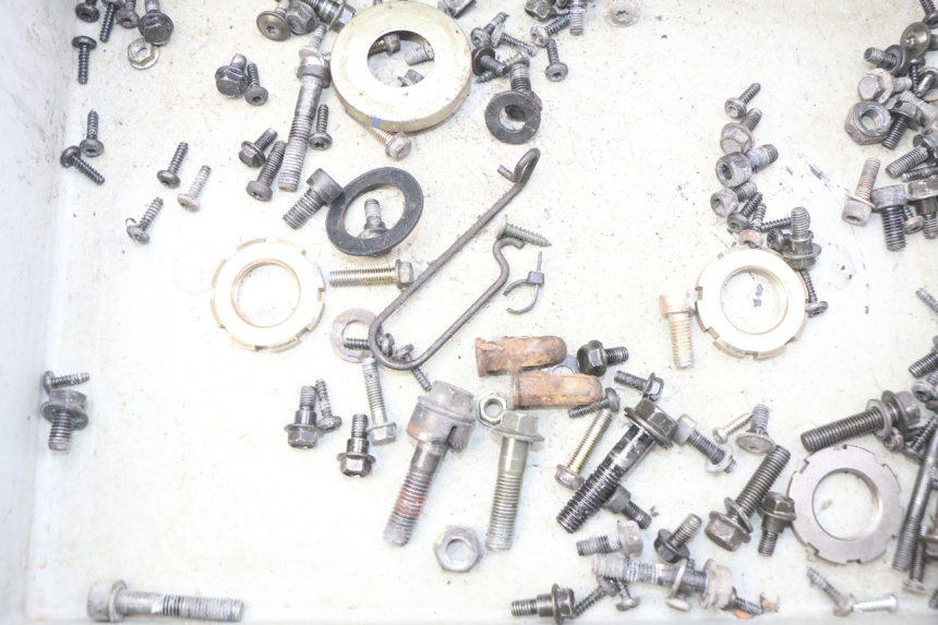 photo de SCHRAUBENBEUTEL PEUGEOT KISBEE 2T 50 (2010 - 2017) - Zoom auf Gebrauchszustand