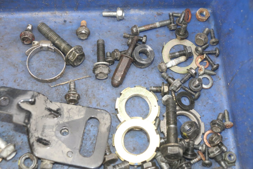 photo de SCHRAUBENBEUTEL PEUGEOT KISBEE 2T 50 (2010 - 2017) - Zoom auf Gebrauchszustand