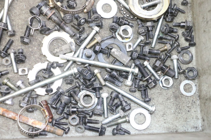 photo de SCHRAUBENBEUTEL PEUGEOT KISBEE 2T 50 (2018 - 2022) - Alternative Perspektive