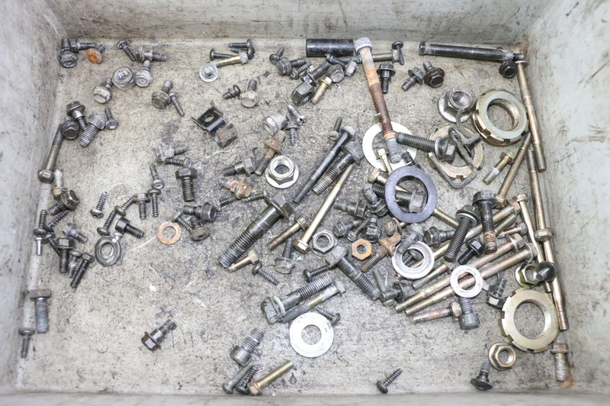 photo de SCHRAUBENBEUTEL PEUGEOT KISBEE 2T 50 (2010 - 2017) - Hauptansicht