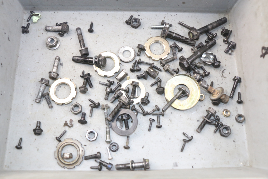 photo de SCHRAUBENBEUTEL PEUGEOT KISBEE 4T 50 (2018 - 2022) - Hauptansicht