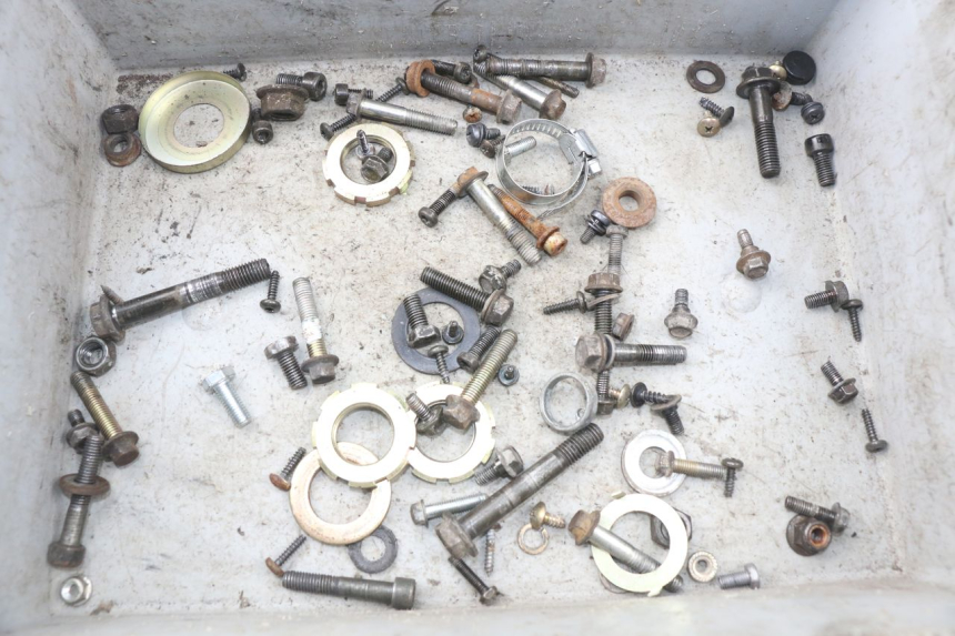 photo de SCHRAUBENBEUTEL PEUGEOT KISBEE 4T 50 (2010 - 2017) - Hauptansicht