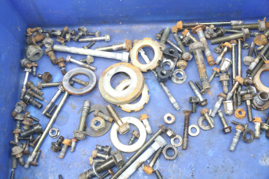 photo de SCHRAUBENBEUTEL PEUGEOT KISBEE 4T 50 (2010 - 2017) - Zoom auf Gebrauchszustand