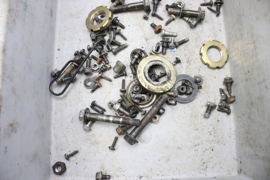 photo de SCHRAUBENBEUTEL PEUGEOT KISBEE 4T 50 (2010 - 2017) - Zoom auf Gebrauchszustand