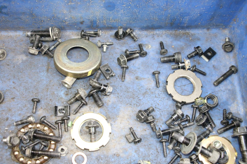 photo de SCHRAUBENBEUTEL PEUGEOT KISBEE 4T 50 (2018 - 2022) - Alternative Perspektive