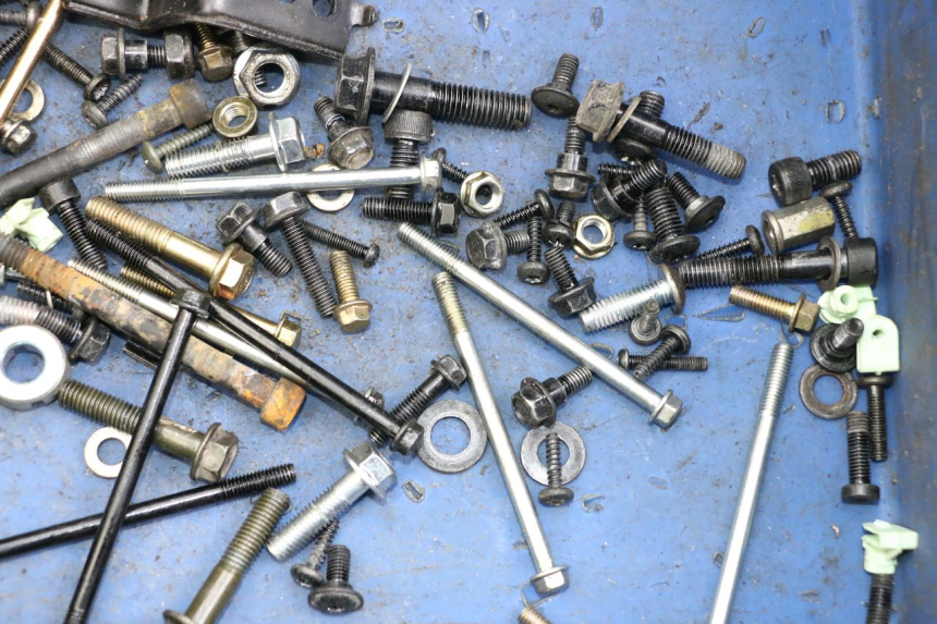 photo de SCHRAUBENBEUTEL PEUGEOT KISBEE 4T 50 (2018 - 2022) - Alternative Perspektive