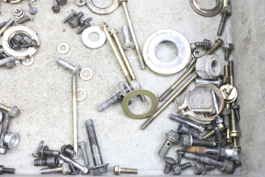 photo de SCHRAUBENBEUTEL PEUGEOT KISBEE 4T 50 (2010 - 2017) - Alternative Perspektive