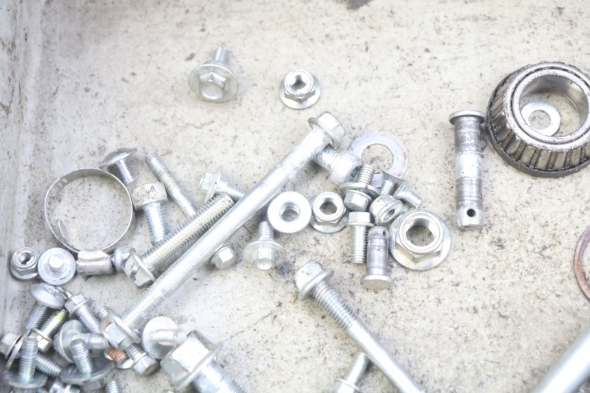 photo de SCHRAUBENBEUTEL KAWASAKI KX L 85 (2022 - 2024) - Zoom auf Gebrauchszustand