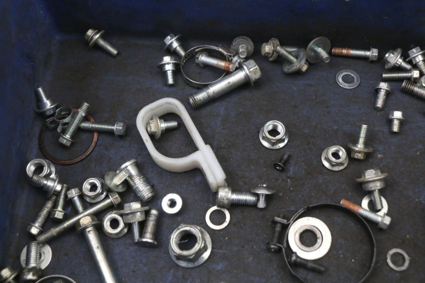 photo de SCHRAUBENBEUTEL KAWASAKI KX L 85 (2022 - 2024) - Detailansicht des Bauteils