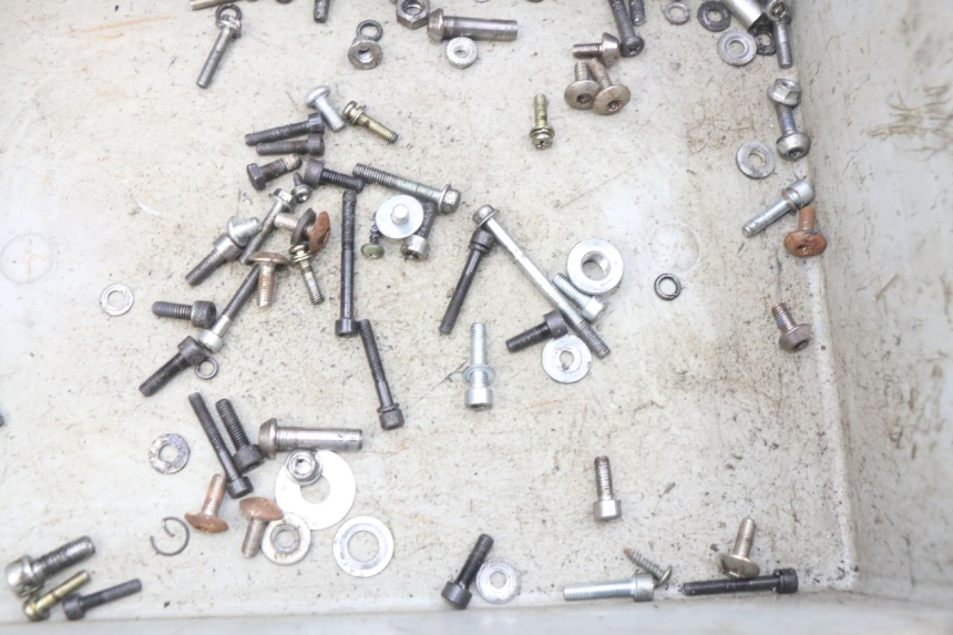 photo de SCHRAUBENBEUTEL POCKET BIKE KXD 50 - Zoom auf Gebrauchszustand