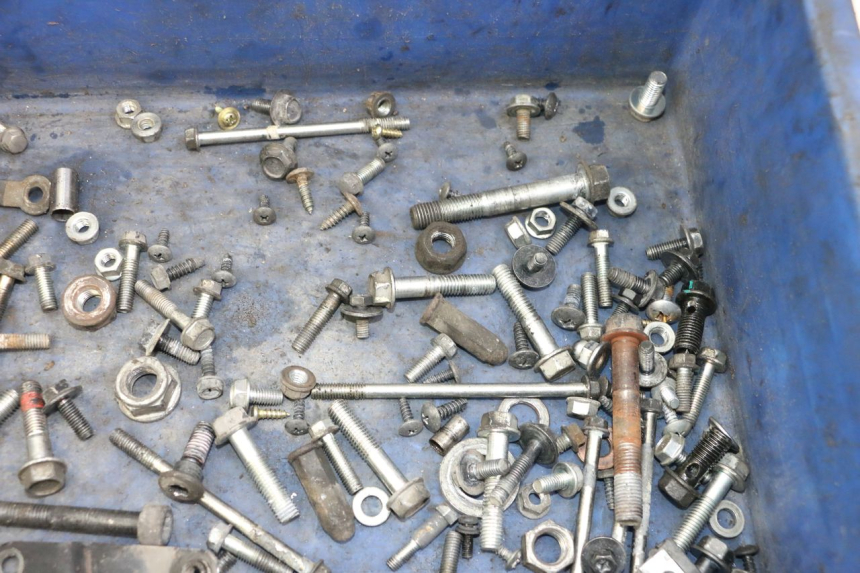 photo de SCHRAUBENBEUTEL KYMCO AGILITY 4T 50 (2018 - 2022) - Zoom auf Gebrauchszustand