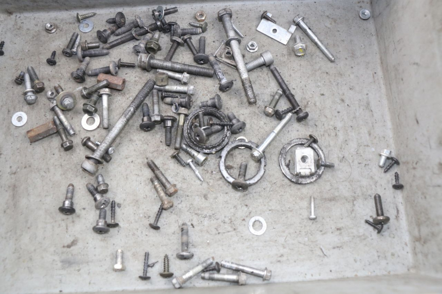 photo de SCHRAUBEN PIAGGIO LIBERTY 4T 50 (2009 - 2015) - Detailansicht des Bauteils