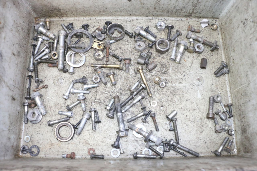 photo de SCHRAUBEN PIAGGIO LIBERTY 125 (1998 - 2008) - Hauptansicht