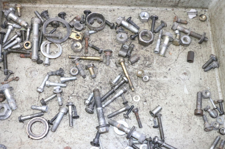 photo de SCHRAUBEN PIAGGIO LIBERTY 125 (1998 - 2008) - Detailansicht des Bauteils