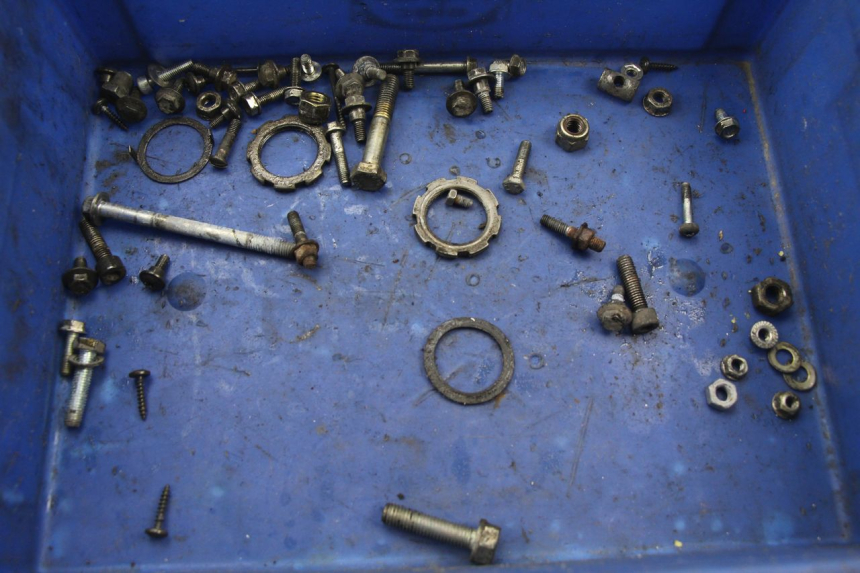 photo de SCHRAUBEN PEUGEOT LOOXOR 50 (2001 - 2004) - Hauptansicht