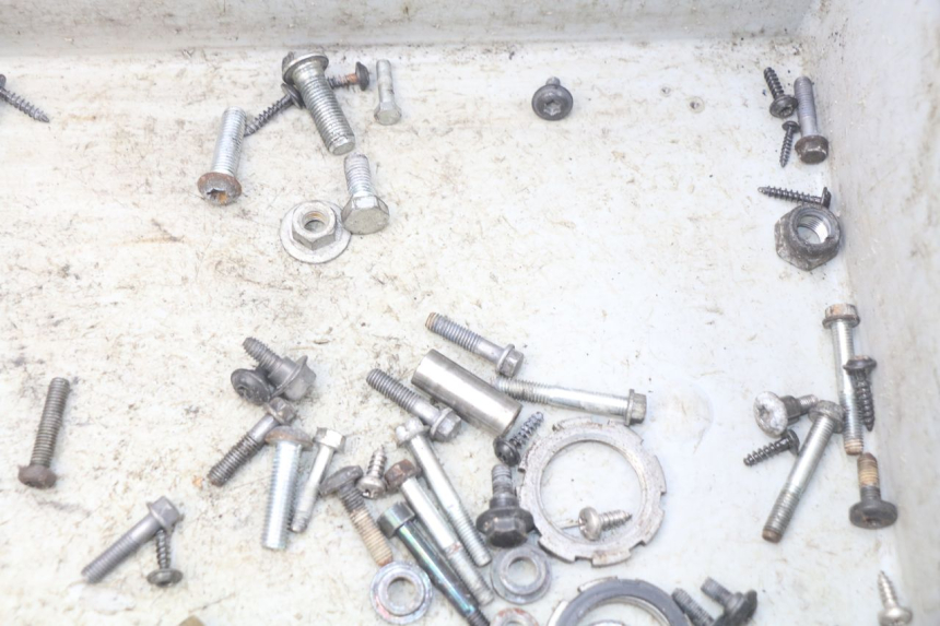 photo de SCHRAUBENBEUTEL PEUGEOT LUDIX BLASTER 50 (2006 - 2014) - Alternative Perspektive