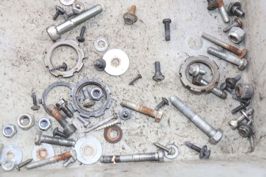 photo de SCHRAUBENBEUTEL PEUGEOT LUDIX 50 (2008 - 2017) - Alternative Perspektive